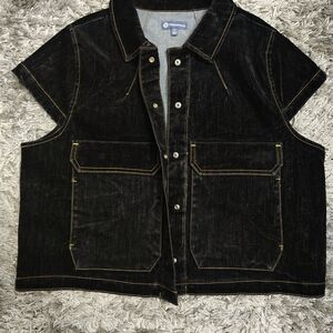 Democracy Extended Cap Sleeve Hidden Snap Front Cropped Woven Vest